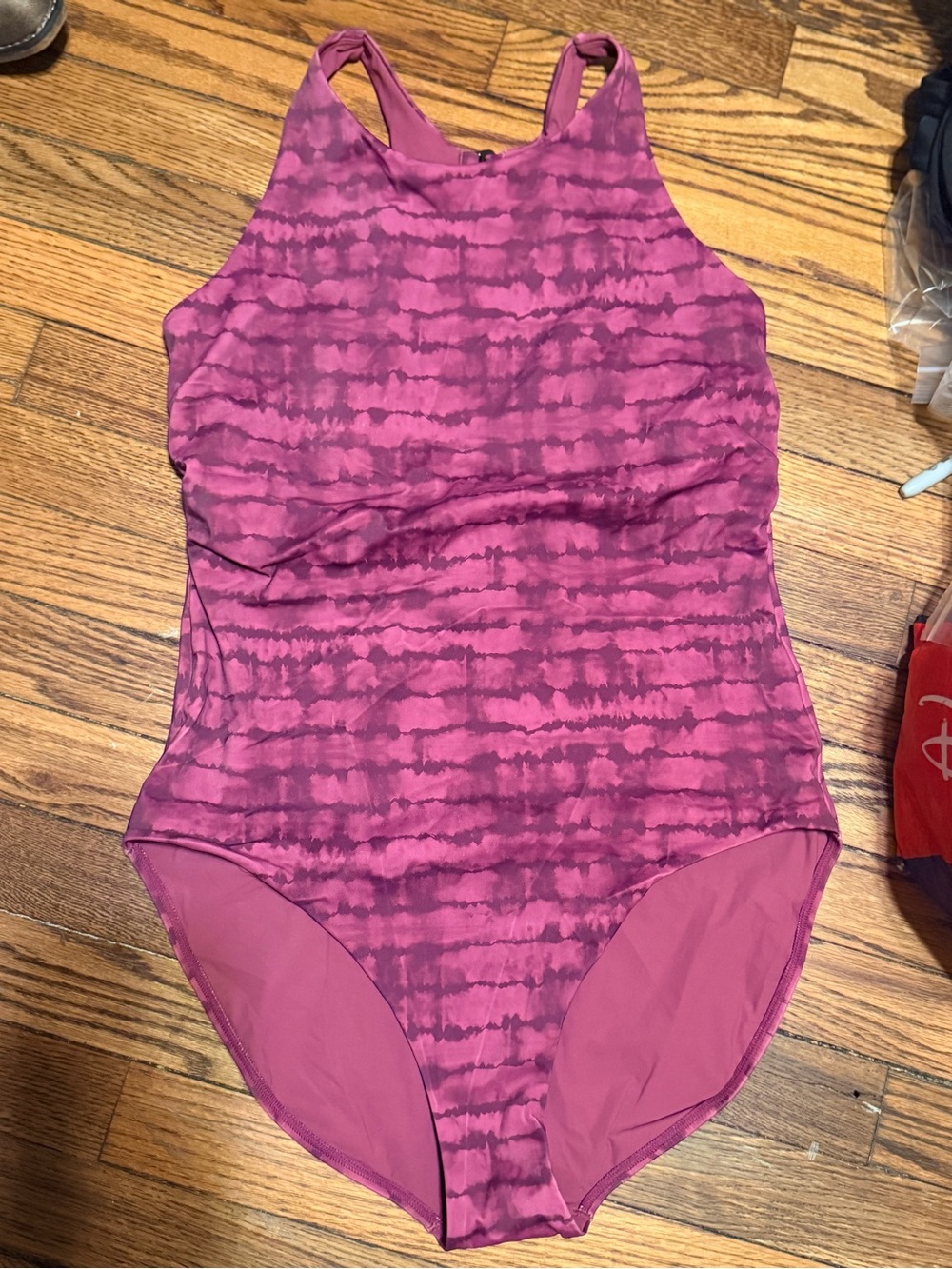 NWOT Athleta Women’s L Pink Tie Dye Open Back One Piece Swimsuit Ruched Waist